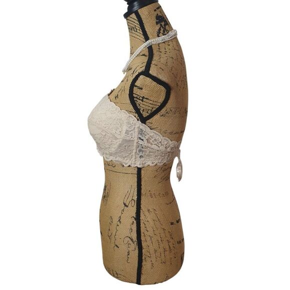 No Boundaries Womens Bandeau Bra Lg Beige Lace Strape Included - Picture 2 of 6